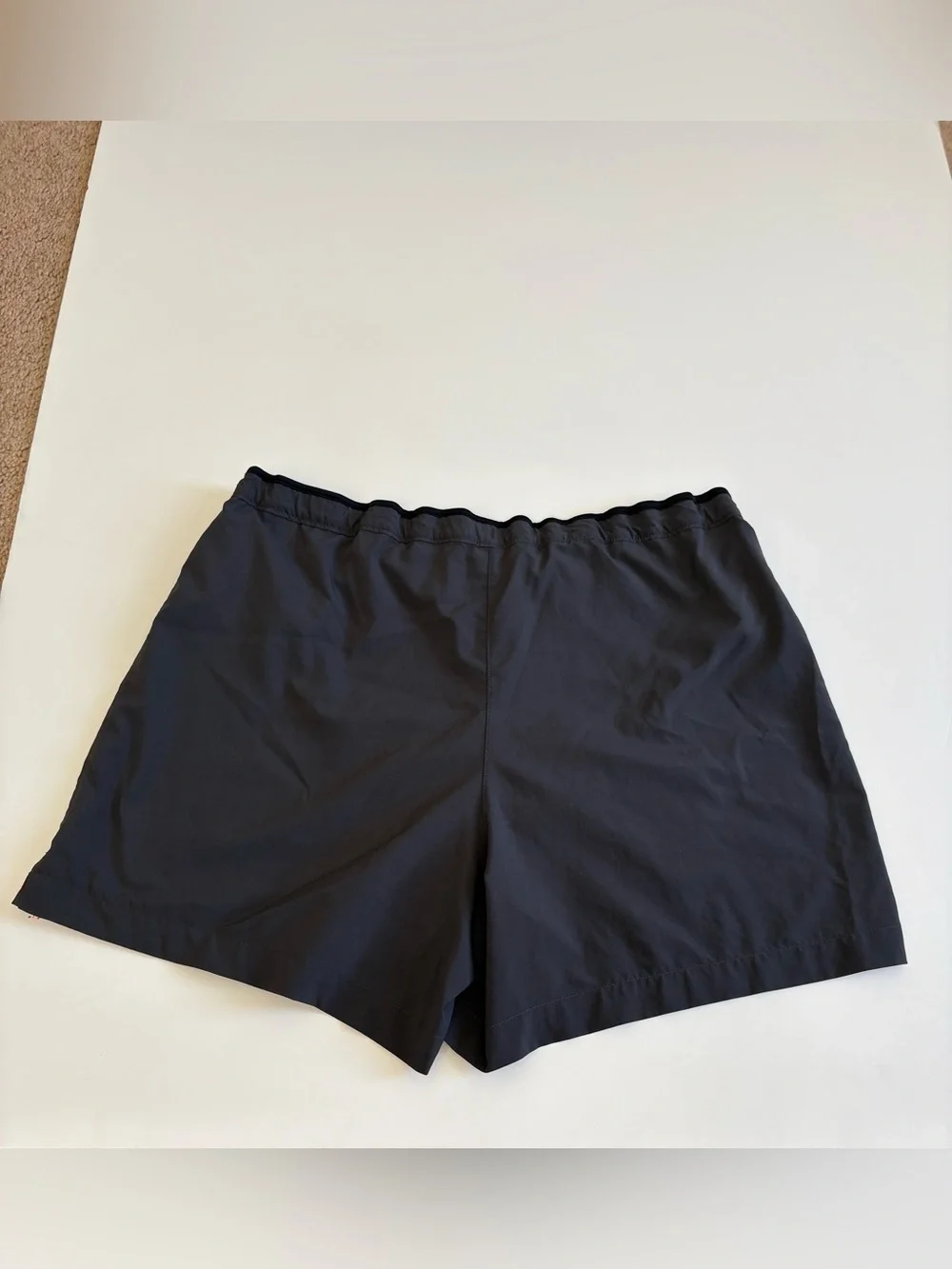 Mountain Hardwear Athletic Performance Shorts Lightweight Size M Gray Lined